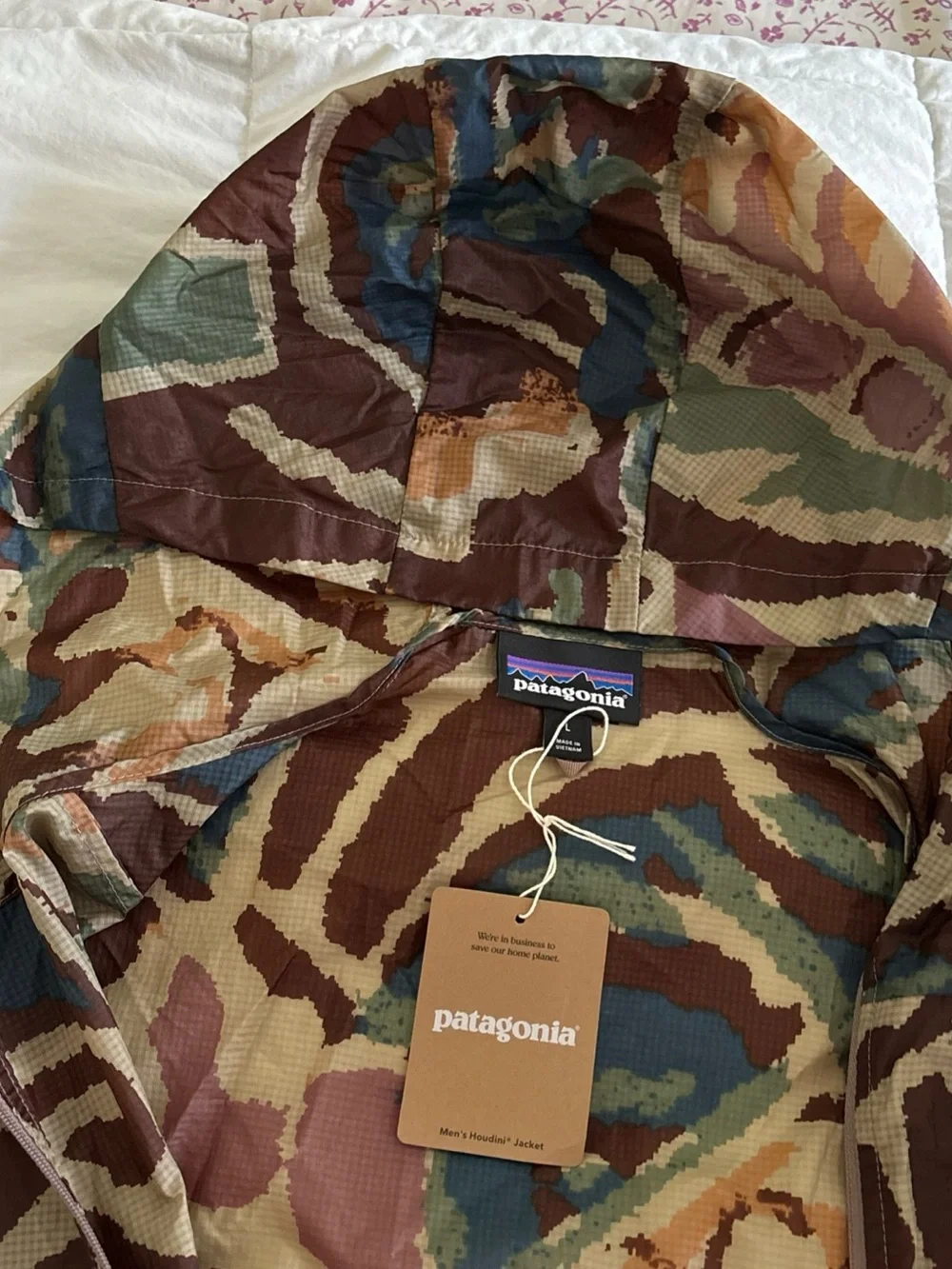 Patagonia lightweight hooded